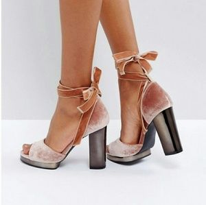 🆕Asos Truffle Collection Tie Up Slim Platform 🆕